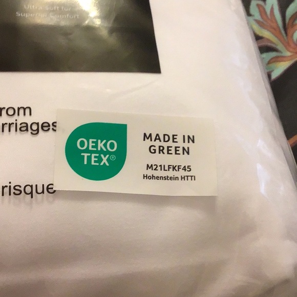 NWT, QUEEN SHEET SET, WHITE COTTON, 4 piece set never opened,CGK LINENS - Picture 3 of 5